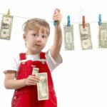 Aprenda a falar sobre dinheiro com crianças